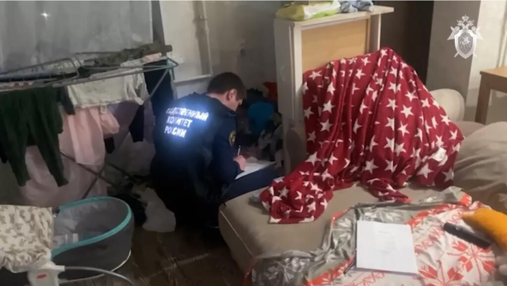 В Казани прохожий спас ребенка, которого отец выбросил из окна квартиры