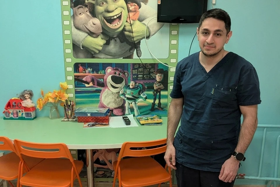 Врач из Красноярска спас человека на борту самолета